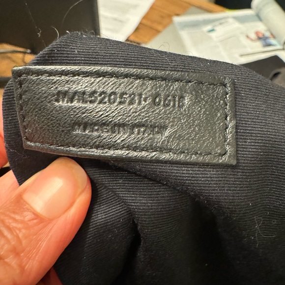 YSL Lou Tote- beautiful barely used! - Picture 9 of 9